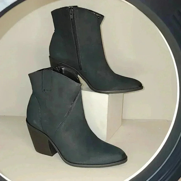 Lucky Brand Loxona booties/ankle boot - Picture 7 of 10